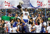 جشن قهرمانی تیم فوتبال استقلال در ورزشگاه آزادی تهران