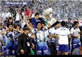 جشن قهرمانی تیم فوتبال استقلال در ورزشگاه آزادی تهران