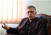 کنایه مجدد کرباسچی به عارف و خاتمی: "ناکارآمدها را کنار بگذاریم!"