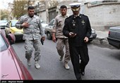 بازدید امیر حبیب‌الله سیاری فرمانده نیروی دریایی ارتش از خبرگزاری تسنیم