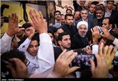 حضور حجت الاسلام حسن روحانی رئیس جمهور در جمع کارکنان میدان گازی پارس جنوبی-عسلویه
