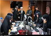 بازدید حجت الاسلام مصباحی مقدم رئیس کمیسیون برنامه و بودجه مجلس شورای اسلامی از تحریریه خبرگزاری تسنیم