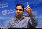 حضور وحید هاشمیان بازیکن سابق فوتبال در خبرگزاری تسنیم