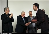 تقدیر از سعید مظفری زاده داور فوتبال در همایش سلامت و زندگی