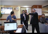 حضور بهروز کمالوندی سخنگوی سازمان انرژی اتمی در خبرگزاری تسنیم