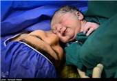 "سکه طلا" شرط انجام زایمان/روایت تلخ زنان باردار از پرداخت زیرمیزی