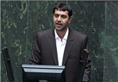 زارع: از گرانی‌ حامل‌های انرژی جلوگیری کردیم