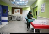 جشن تولد امیرعباس اولین نوزاد حاصل از روش میکرواینجکشن در مرکز درمان ناباروری رویش هلال احمر
