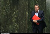 جلسه استیضاح وزیر علوم / مجلس به وزیر علوم رأی &amp;quot;عدم اعتماد&amp;quot; داد