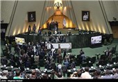 جلسه استیضاح وزیر علوم / مجلس به وزیر علوم رأی عدم اعتماد داد