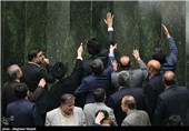 جلسه استیضاح وزیر علوم / مجلس به وزیر علوم رأی عدم اعتماد داد