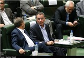 جلسه استیضاح وزیر علوم / مجلس به وزیر علوم رأی عدم اعتماد داد