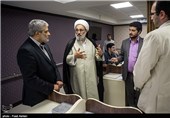 حضور حجت الاسلام رحیمیان در تحریریه خبرگزاری تسنیم 
