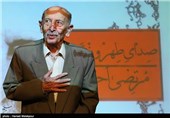 مرحوم مرتضی احمدی هنرمند پیشکسوت سینما، تئاتر، تلویزیون و رادیو در جشن تولد 88 سالگی‌اش