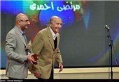 مرحوم مرتضی احمدی هنرمند پیشکسوت سینما، تئاتر، تلویزیون و رادیو در جشن بچه‌های دیروز