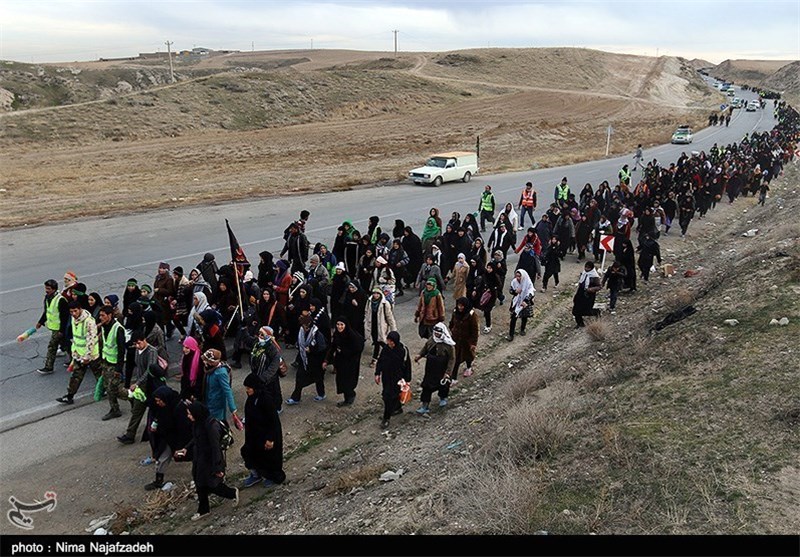 ورود زائران پیاده به مشهدمقدس