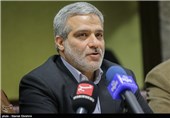 مجید قلی‌زاده مدیرعامل خبرگزاری تسنیم  در مراسم رونمایی کتاب مسیح در شب قدر