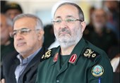 سردار جزایری: ایجاد شکاف بین مردم و سپاه حربه دشمن است