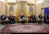 بدرقه رسمی رئیس جمهور در سفر به شانگهای چین