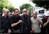 تشییع پیکر عبدالحسین پرتوی خالق عکس معروف دیدار همافران با امام خمینی(ره)