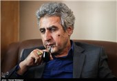 دفاتر سینمایی با زد و بند همه چیز را در دست گرفته‌اند / آثار دفاع مقدس قربانی سلیقه برخی افراد سودجو شده است