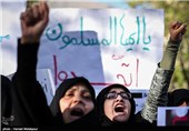 تجمع دانشجویان مقابل سفارت عربستان در اعتراض به جنایات آل سعود