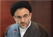 حجت‌الاسلام خاموشی درگذشت والده مقدم‌فر را تسلیت گفت