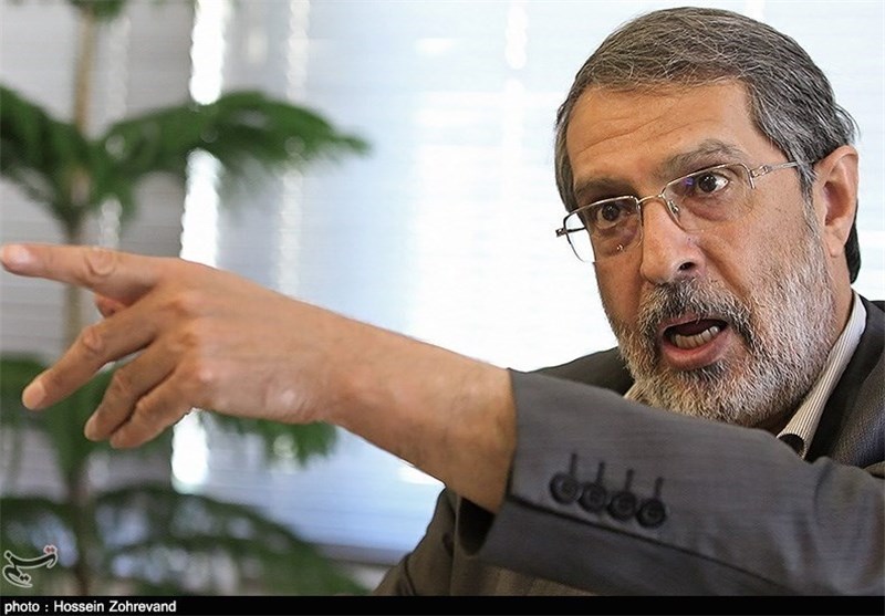 شبکه های سیمای جمهوری اسلامی ایران , تلویزیون , صدا و سیمای جمهوری اسلامی ایران , مجریان تلویزیون ایران , بازیگران سینما و تلویزیون ایران , برنامه های تلویزیونی , کارگردانان سینما و تلویزیون ایران ,