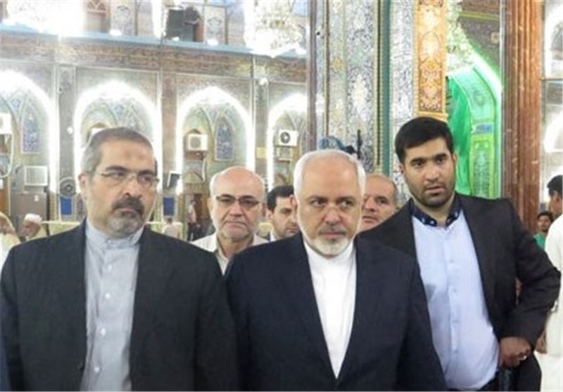 ظریف: جمهوری اسلامی در جنگ با  تروریسم در کنار عراق خواهد ماند