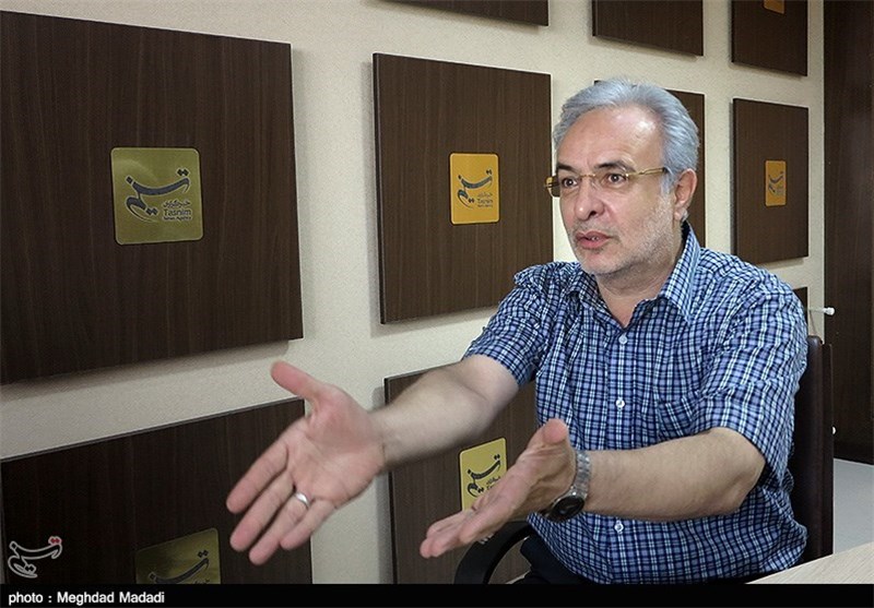 تلویزیون , صدا و سیمای جمهوری اسلامی ایران , شبکه های سیمای جمهوری اسلامی ایران , ماه مبارک رمضان , شبکه پنج | شبکه پنج سیمای جمهوری اسلامی ایران , شبکه دو | شبکه 2 سیمای جمهوری اسلامی ایران , مجریان تلویزیون ایران , 