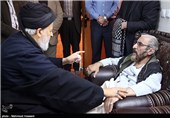  آیت الله لواسانی در عیادت و ملاقات از فرج الله سلحشور
