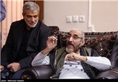 مجید قلی زاده مدیر عامل خبرگزاری تسنیم در ملاقات و عیادت از فرج الله سلحشور