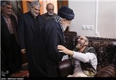 ملاقات آیت الله لواسانی  و مدیران خبرگزاری تسنیم با فرج الله سلحشور