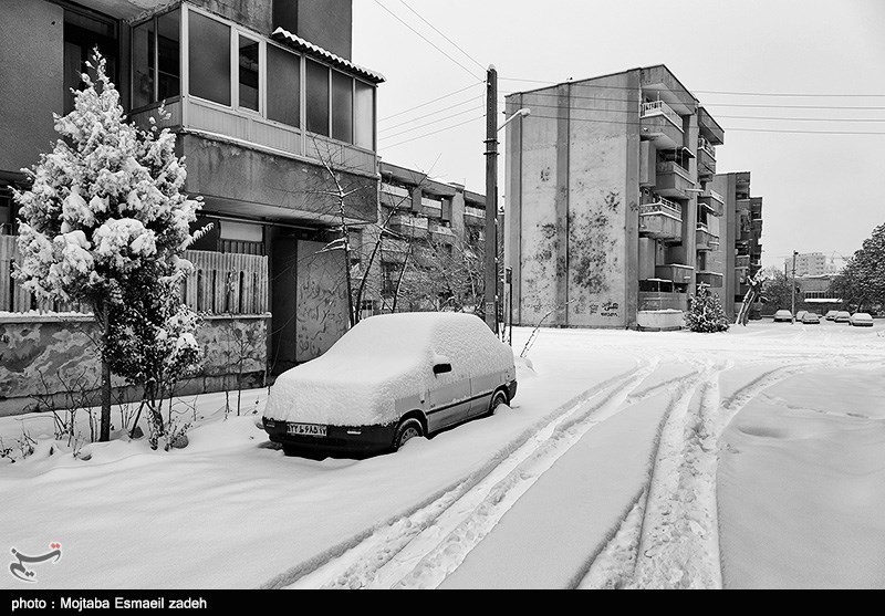 سپاه و ارتش برای مقابله با بحران برف در اردبیل وارد عمل شدند
