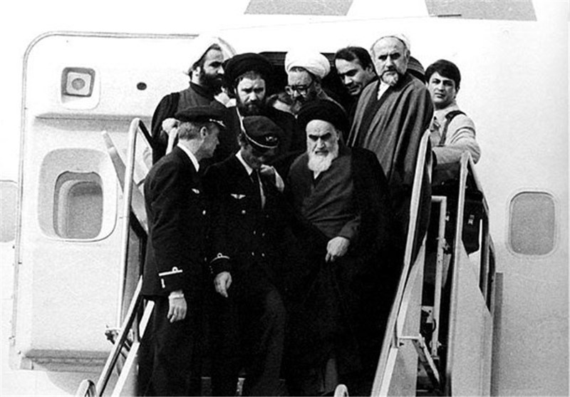 مراسم 12 بهمن سالروز ورود امام خمینی (ره) به کشور در کرمان برگزار می‌شود