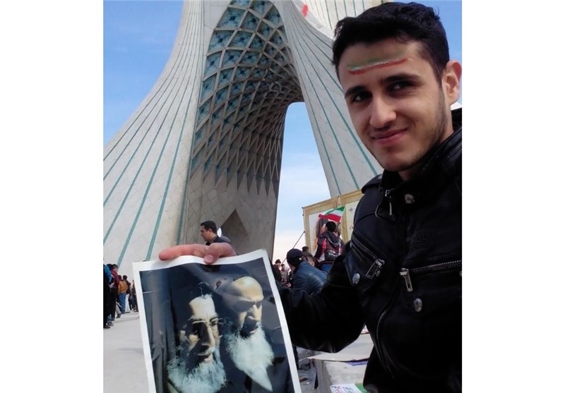 با مخاطبان