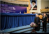 رونمایی از «زونال سانتریفیوژ»، «اولتراسانتریفیوژ» و مجتمع‌های «سوخت تست راکتورهای قدرت» و «سوخت تست راکتور مدرن‌شده اراک» توسط حجت‌الاسلام حسن روحانی رئیس جمهور