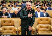 سردار حسین دهقان وزیر دفاع در دهمین سالگرد روز ملی فناوری هسته‌ای