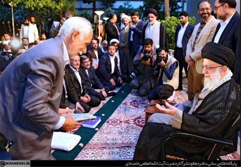 کتاب و ادبیات , شعر آیینی , ادبیات انقلاب اسلامی , امام خامنه‌ای , حوزه هنری , 