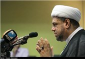 هشدار عالم بحرینی به آل‌خلیفه: ناوگان پنجم آمریکا را اخراج کنید