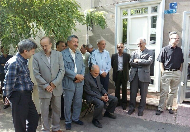 در این تصویر بهزاد نبوی از محکومین فتنه 88 دیده میشود