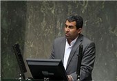 پور ابراهیمی: مردم از زیرساخت های ارتباطی و اینترنتی راضی نیستند