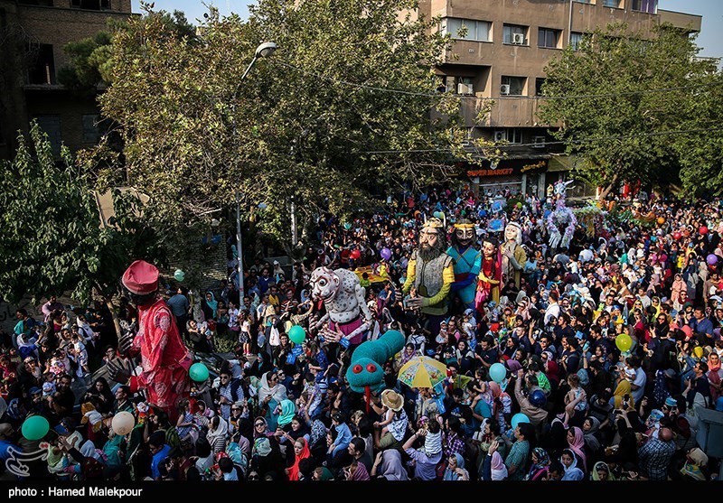 آغاز شانزدهمین جشنواره بین‌المللی تئاتر عروسکی