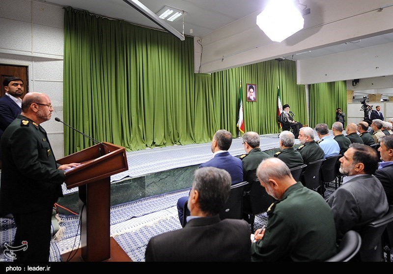 بازدید رهبر معظم انقلاب از نمایشگاه صنعت دفاعی و دیدار با مسئولان و متخصصان وزارت دفاع