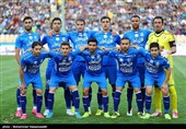 دیدار تیم های فوتبال استقلال تهران و ماشین سازی تبریز