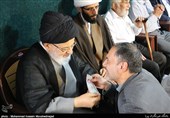 دیدار مردم با آیت الله سید علی لواسانی