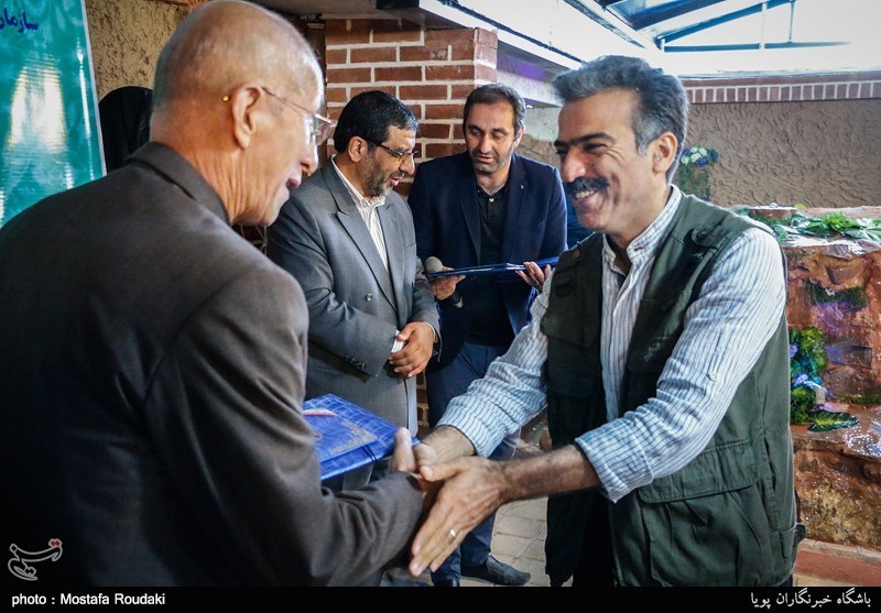 تجلیل از خبرنگاران و فعالان عرصه مقاومت