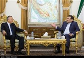 دیدار مصطفی کاظمی رییس سرویس اطلاعات عراق با امیر دریابان علی شمخانی دبیر شورای عالی امنیت ملی ایران