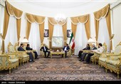 دیدار مصطفی کاظمی رییس سرویس اطلاعات عراق با امیر دریابان علی شمخانی دبیر شورای عالی امنیت ملی ایران