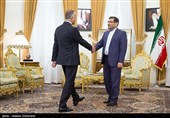 دیدار مصطفی کاظمی رییس سرویس اطلاعات عراق با امیر دریابان علی شمخانی دبیر شورای عالی امنیت ملی ایران